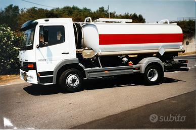 Autobotte carburanti ADR Mercedes