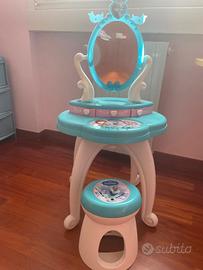 Toilette bambina trucco