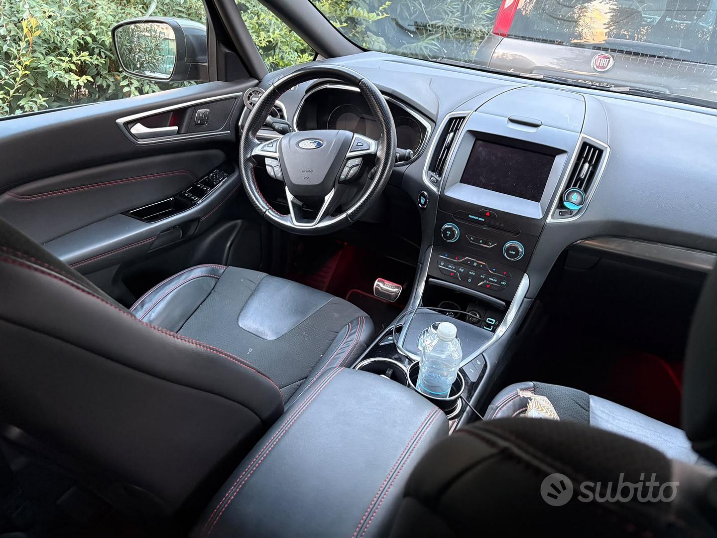 Ford S-Max 2023 photo 4
