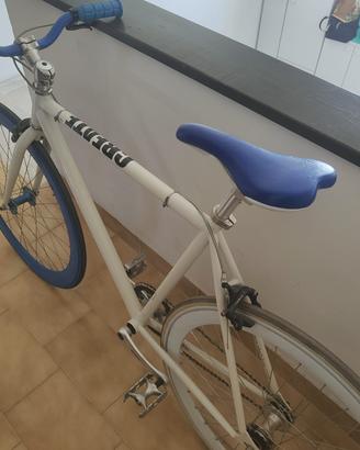 Bici scatto fisso CREATE