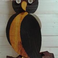 Gufo in legno fatto a mano