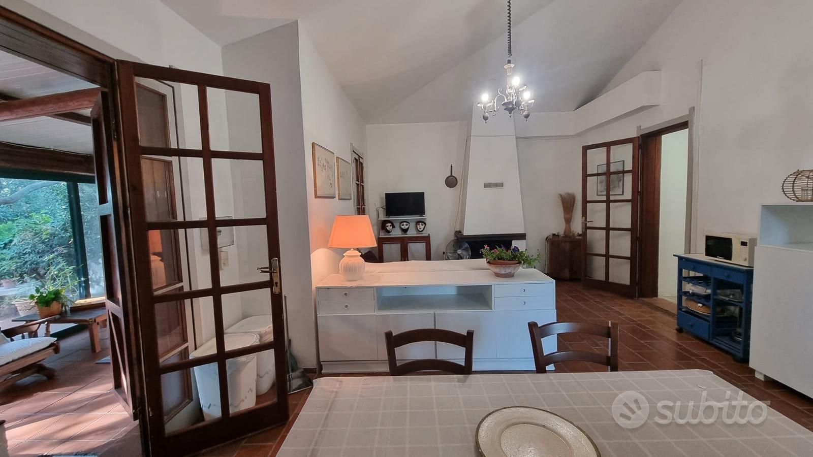 Villa immersa nel verde - Vista 4