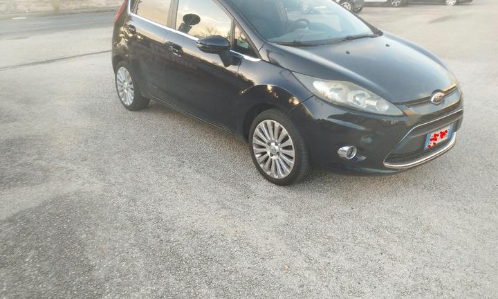 Ford Fiesta 6 serie 1.400 TDCi Titanium 