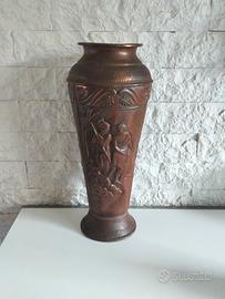 Vaso antico in rame del 900