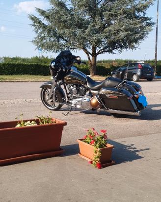 Harley Davidson Street Glide Special