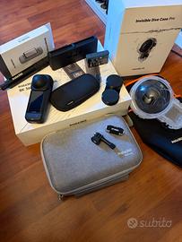 Insta360 X5 con Custodia sub Pro e accessori