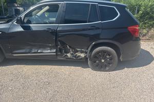 BMW x3 incidentata solo lato Sinistro