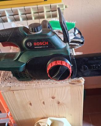 Motosega a batteria Bosch Universal Chain 18