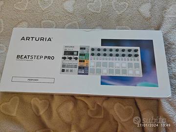 tastiera per musica arturia