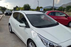 Kia Ceed 1.6 diesel 128 cv garantita 12 mesi