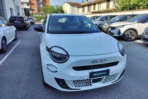 Fiat 600 Hybrid Hybrid 110 CV DCT MHEV La Prima