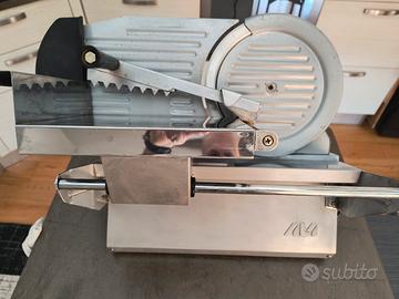 Affettatrice 220V