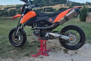 KTM 690 SMC – 2008 – 40.000 km – Kit stage 1