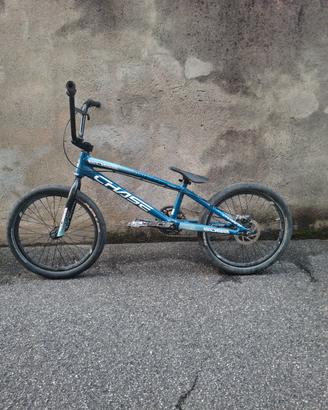 bmx race chase