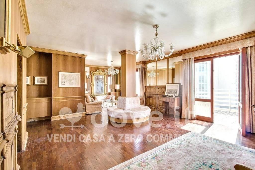 Appartamento di 140 m² con 4 locali e posto auto a - Vista 2