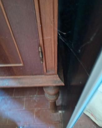 Credenza praticamente nuova in stile