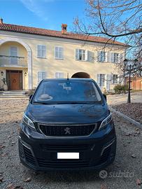 Peugeot traveller