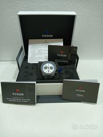 Tudor carbon 25