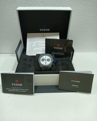 Tudor carbon 25