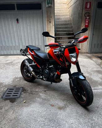 KTM DUKE 690 A2