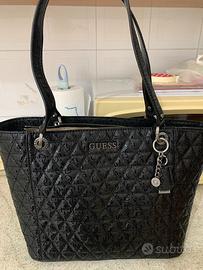 Borsa guess col nero