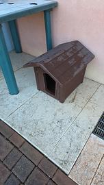 casetta per cane da giardino in plastica