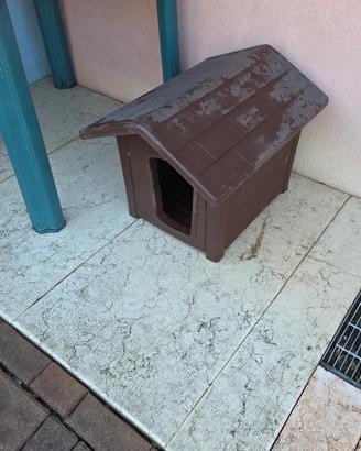 casetta per cane da giardino in plastica