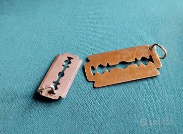 due ciondoli lametta