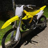 Suzuki rm125 targata