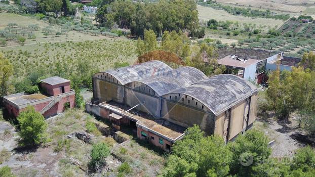 Capannone Industriale - Ventimiglia di Sicilia