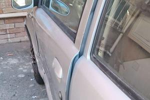 Fiat seicento del 2007 compreso passaggio