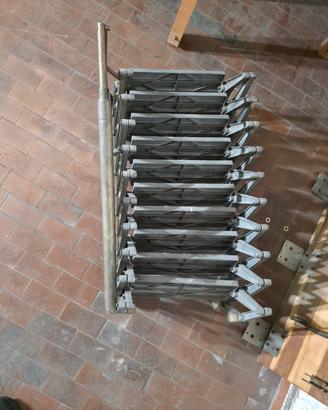 scala pantografo retrattile