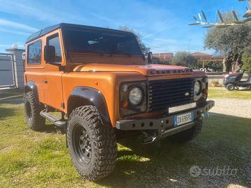 Land Rover defender 90 ex carabinieri