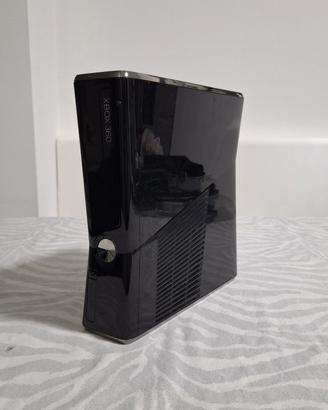 Xbox 360 Slim 250 GB (con RROD)