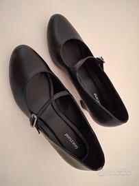 Scarpe nere nr. 37