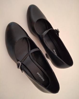 Scarpe nere nr. 37