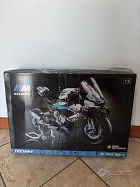 LEGO BMW M 1000 RR