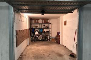 Box con basculante elettrica