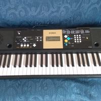 Tastiera Yamaha YPT 220
