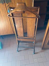 Servo muto con stira pantaloni 1945