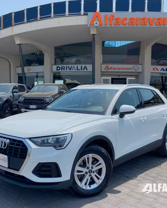 Audi Q3 45 1.4 tfsi e s-tronic