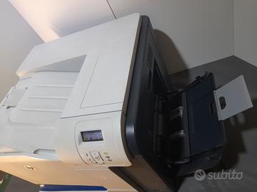 Stampante canon laserjet 500 color m551