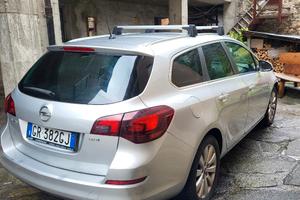 Opel Astra  Sports Tourer 
