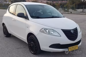 LANCIA YPSILON - 1.2 BENZINA - UNICO PROPRIETARIO