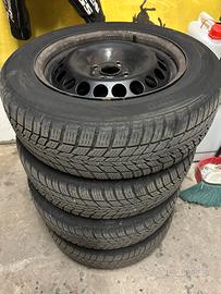 Cerchi e Gomme Opel Corsa D 185 65 15