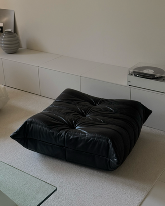 Togo Ligne Roset - Pouf Pelle Nera