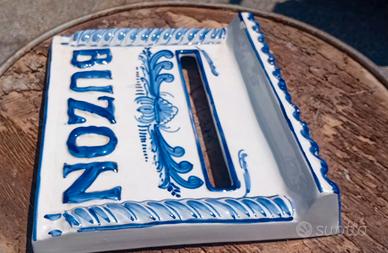 portalettere in ceramica