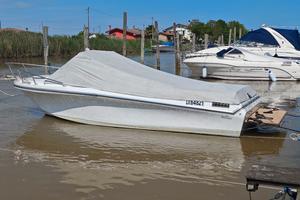 barca pilotina cabinato 6,30m