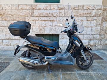Aprilia Scarabeo 500 2011