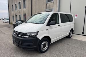 Volkswagen Transporter 2.0 TDI 9 posti